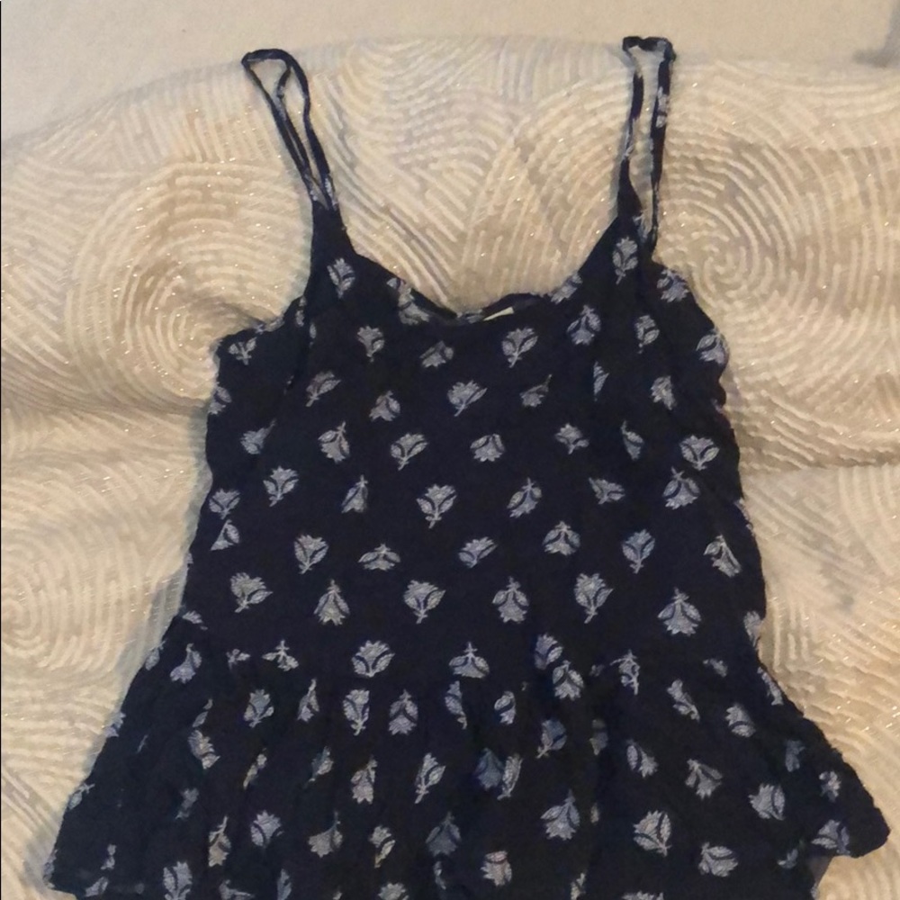 adorable flowy Old Navy tank top